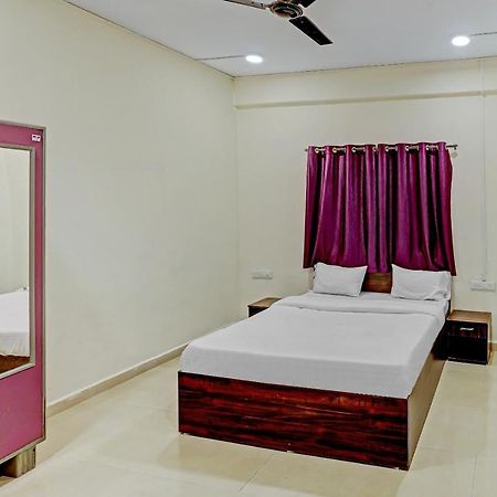 oyo home 78367 Amba executive Mundhva Exterior foto