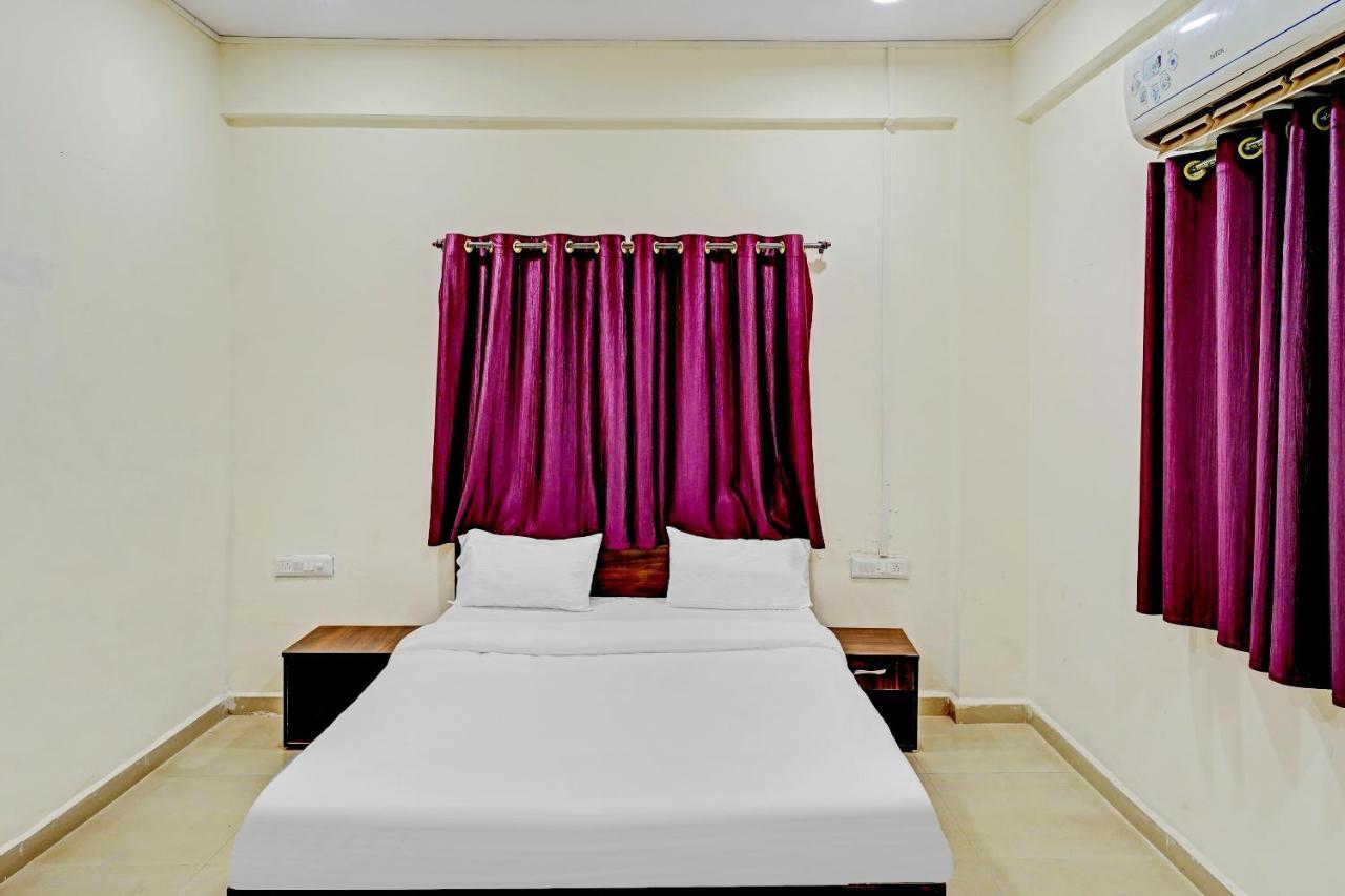 oyo home 78367 Amba executive Mundhva Exterior foto