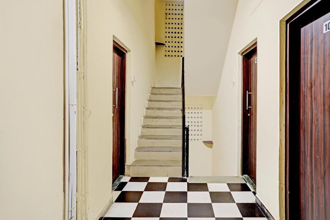 oyo home 78367 Amba executive Mundhva Exterior foto